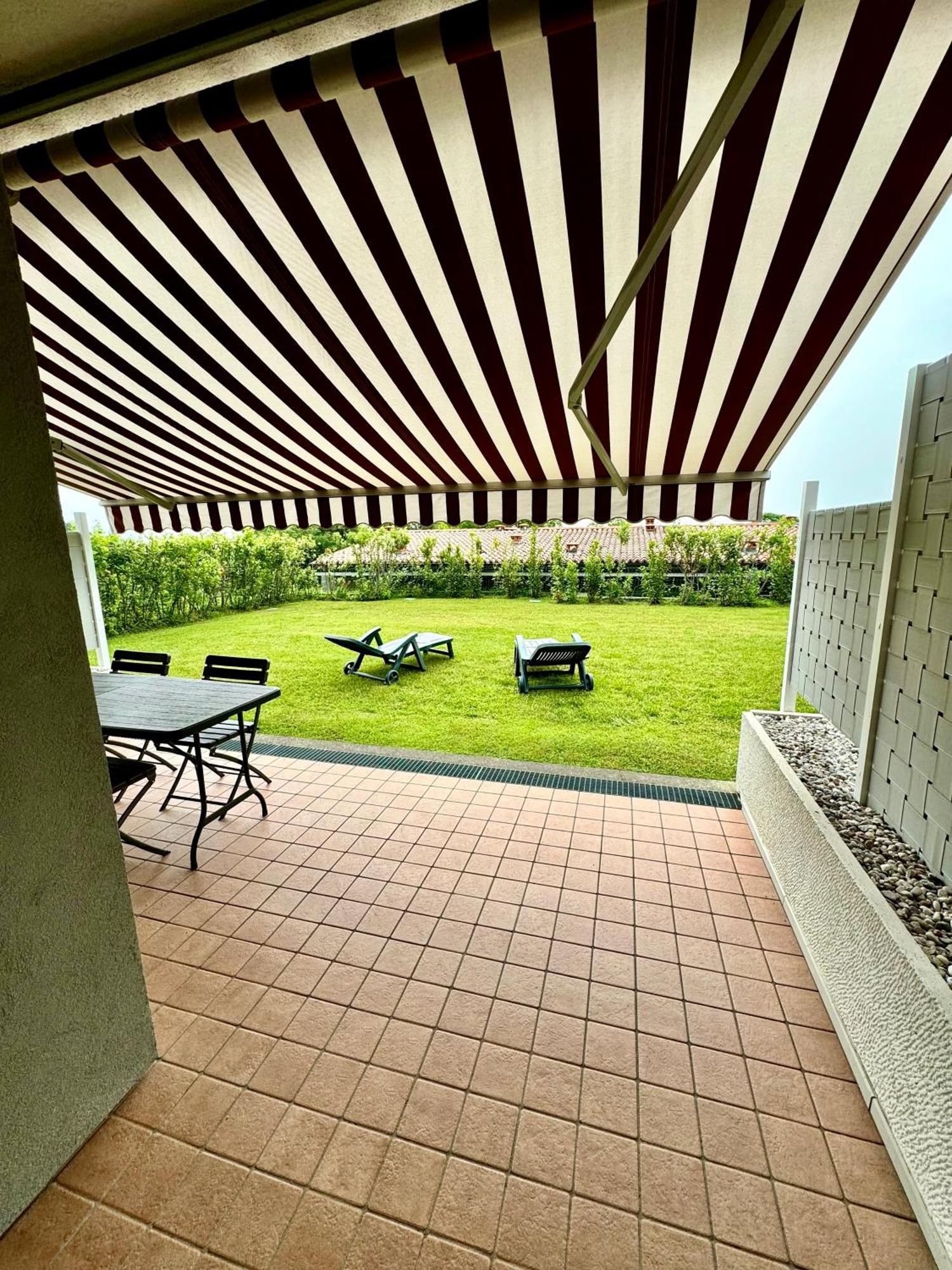 Apartment Amazing View With Two Swimming Pools Near *